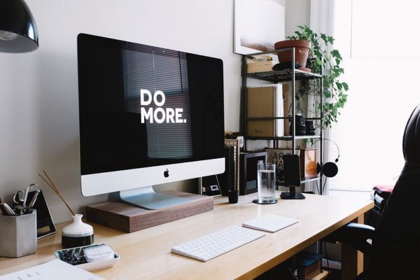 How to Incorporate Mindfulness into Your Work Day